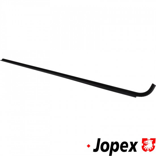 Door window scraper, outer, right. For models with chrome moulding