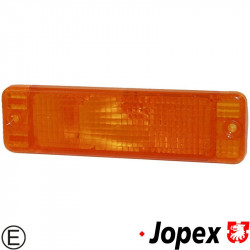 Turn signal light, front, yellow, left/right, E-marked