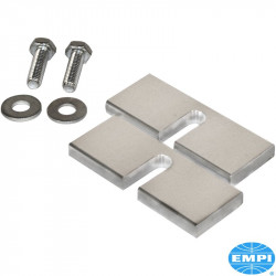 Fan shroud spacer kit, aluminium, 2 pcs. Fill in the gap between the cylinder tins and the bottom of the fan
shroud