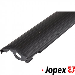 Running board without moulding, left