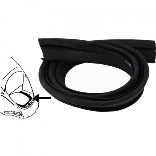 Rear engine compartment seal