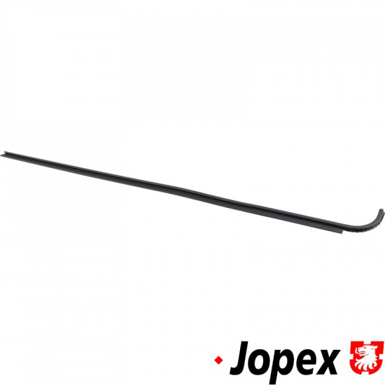 Door window scraper, outer left, inner right